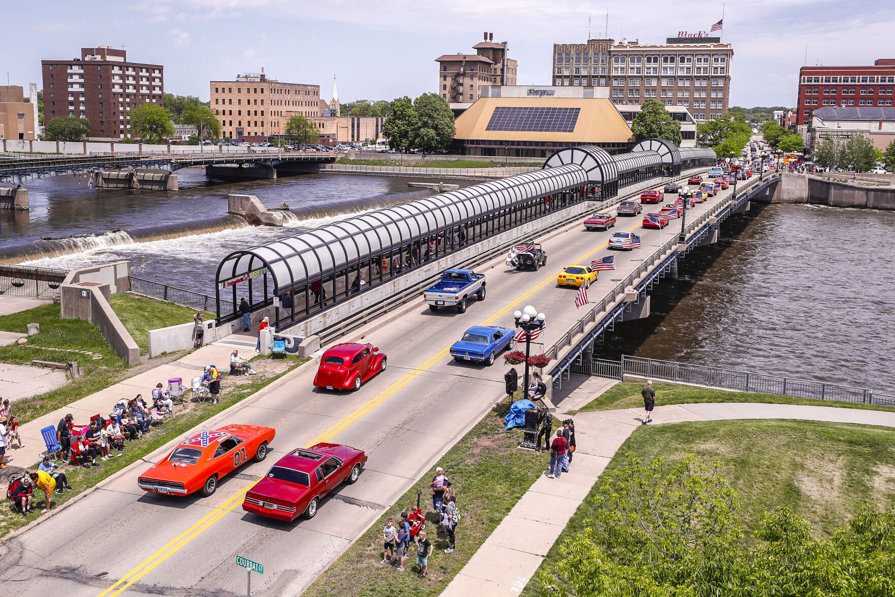 Fourth Street Cruise 12